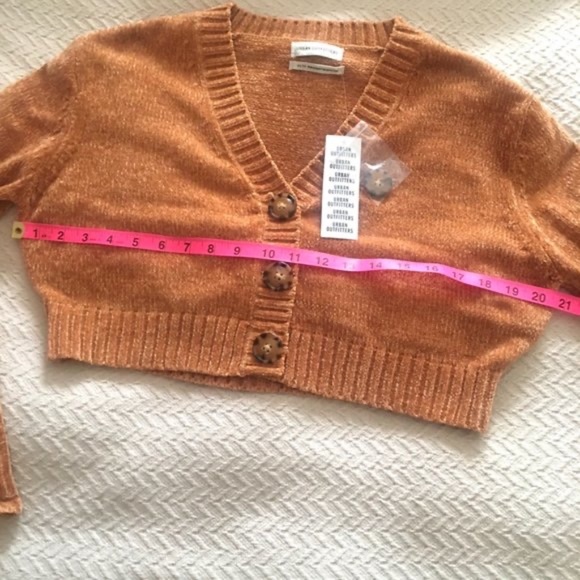 ⭐UO Maura Chenille Cropped Cardigan gold orange XS - Picture 8 of 11